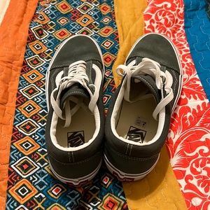 MEN/ WOMEN - UNISEX  Old school Vans Olive Green/White